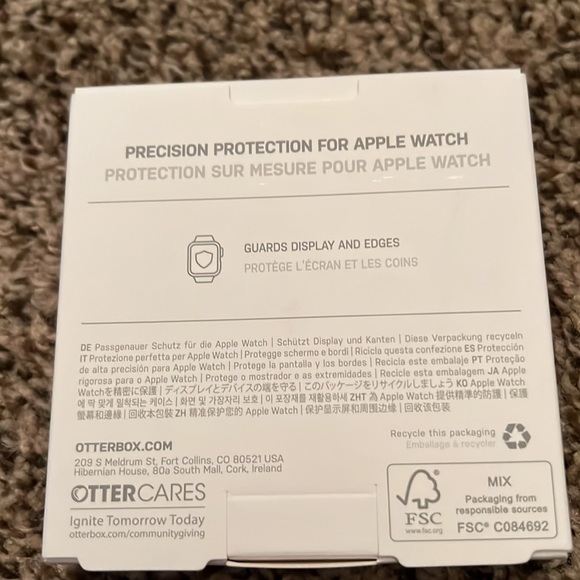 Brand New never opened Otter Box Exo Edge 41mm Apple Watch Series 7 Protector - Picture 2 of 2